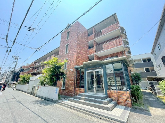 ダフゴ第2マンションの外観