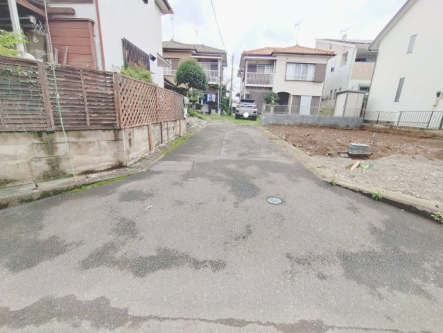 【前面道路含む現地写真】 | 北足立郡伊奈町栄6丁目　売地 | 西側前面道路