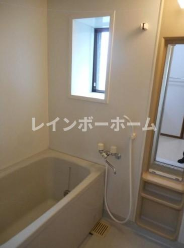 丸越マンションの浴室