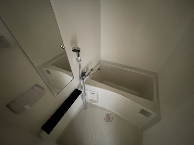 アドバンス神戸レイソレの浴室|同物件別部屋写真