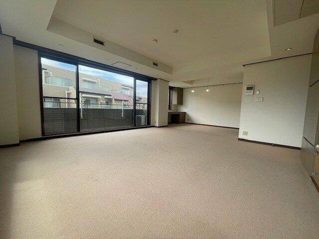 藤和春日ホームズの居間・リビング