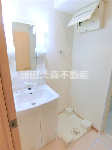 アーバンレジデンスの洗面所|洗面脱衣所　独立洗面台　洗濯機置き場