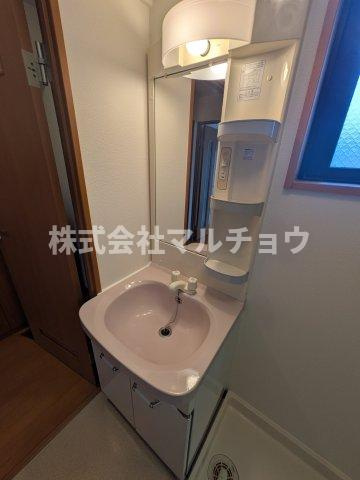 ラフィーネ口熊野の洗面所|スペースが確保できる洗面所です