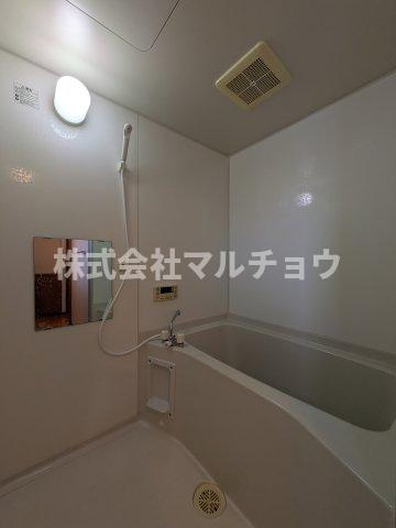 ラフィーネ口熊野の浴室|落ち着いた空間のお風呂です