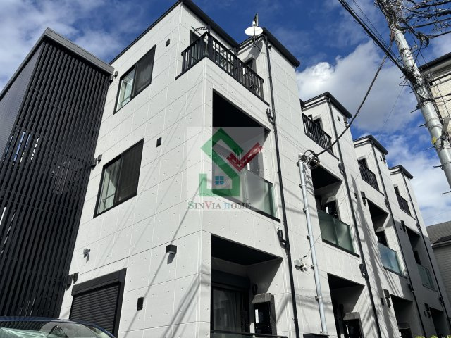 エクセラン所沢の外観