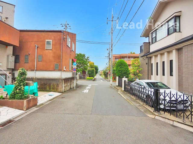 【前面道路含む現地写真】 | 世田谷区上用賀4丁目