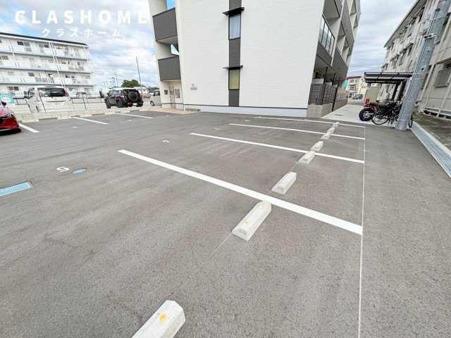 グランピア桜井 　　刈谷市近郊の賃貸ならクラスホーム刈谷店の駐車場