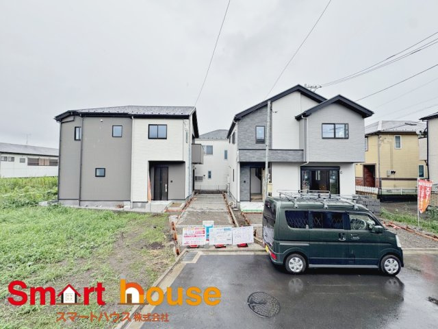 南区上鶴間本町７期の前面道路含む現地写真|お住まいの前面道路が広いと駐車が楽になり、陽当たりも遮られないので明るく居心地の良いお家になります♪