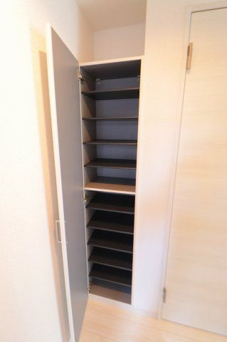 エスポワール喜多見の収納