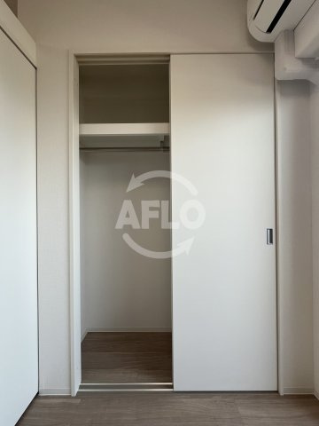 プレサンス江坂ベルフィーヌの収納|プレサンス江坂ベルフィーヌ　クローゼット