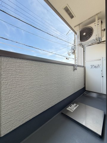 フジパレス遠里小野Ⅴ番館のバルコニー