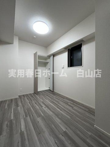 【寝室】