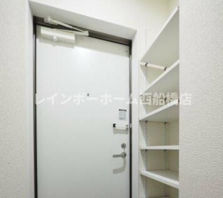 Crecia検見川町の玄関