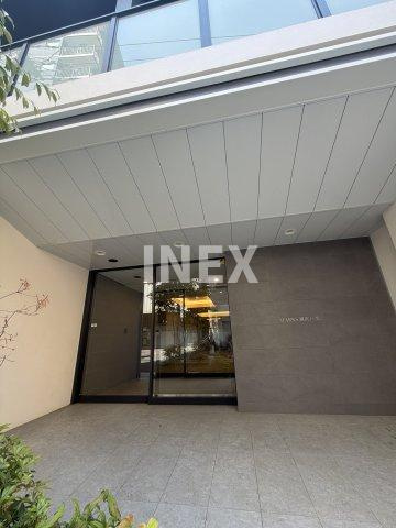 横浜市西区戸部本町の賃貸マンションのエントランス
