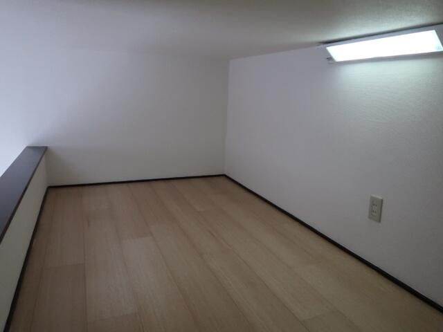 フォンターナ日ノ出の寝室