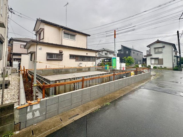 《仲介手数料半額》上尾市小泉9期の前面道路含む現地写真