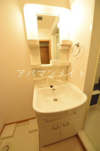 【洗面所】 | ソレイユパレ | シャワー付き洗面台