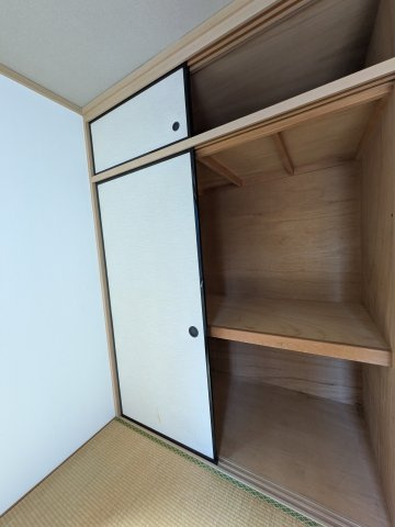 メゾン中村　ひこの収納