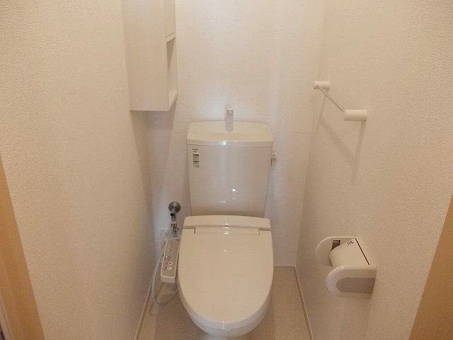 グランドソレイユⅢ番館のトイレ
