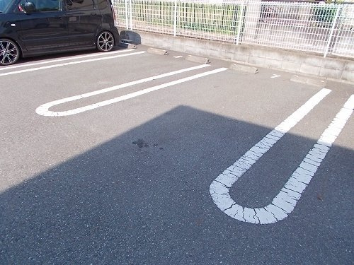 セントポーリアⅡの駐車場