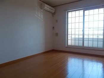 セントポーリアⅡの居間・リビング