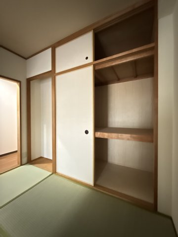 ネオロイヤルハイツあびこの収納