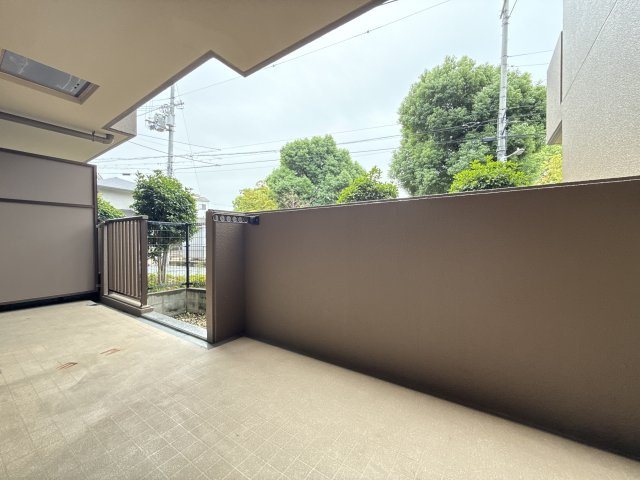 ネオロイヤルハイツあびこのバルコニー