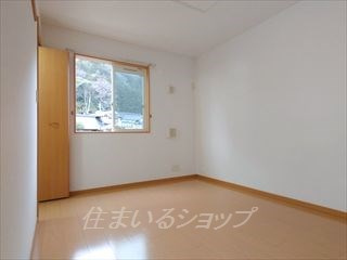 グレイス吉田　Ⅱ番館の寝室