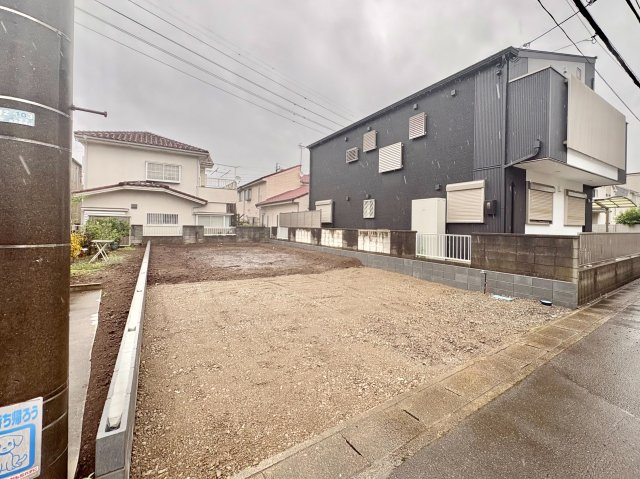 《仲介手数料半額》上尾市泉台2丁目の前面道路含む現地写真