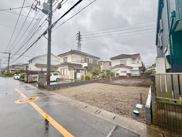 《仲介手数料半額》上尾市泉台2丁目の前面道路含む現地写真