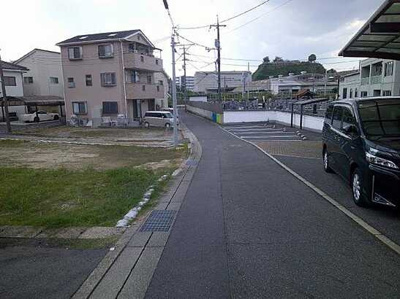 【前面道路含む現地写真】 | 安芸郡府中町緑ヶ丘