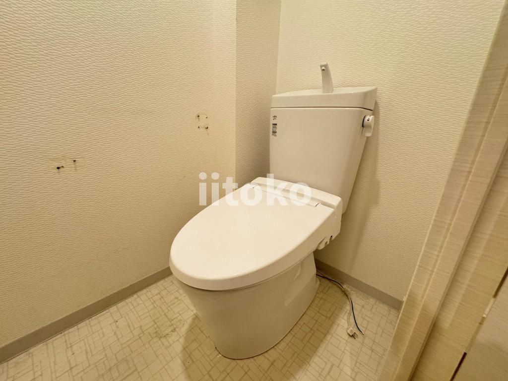 S-RESIDENCE蔵前 のトイレ