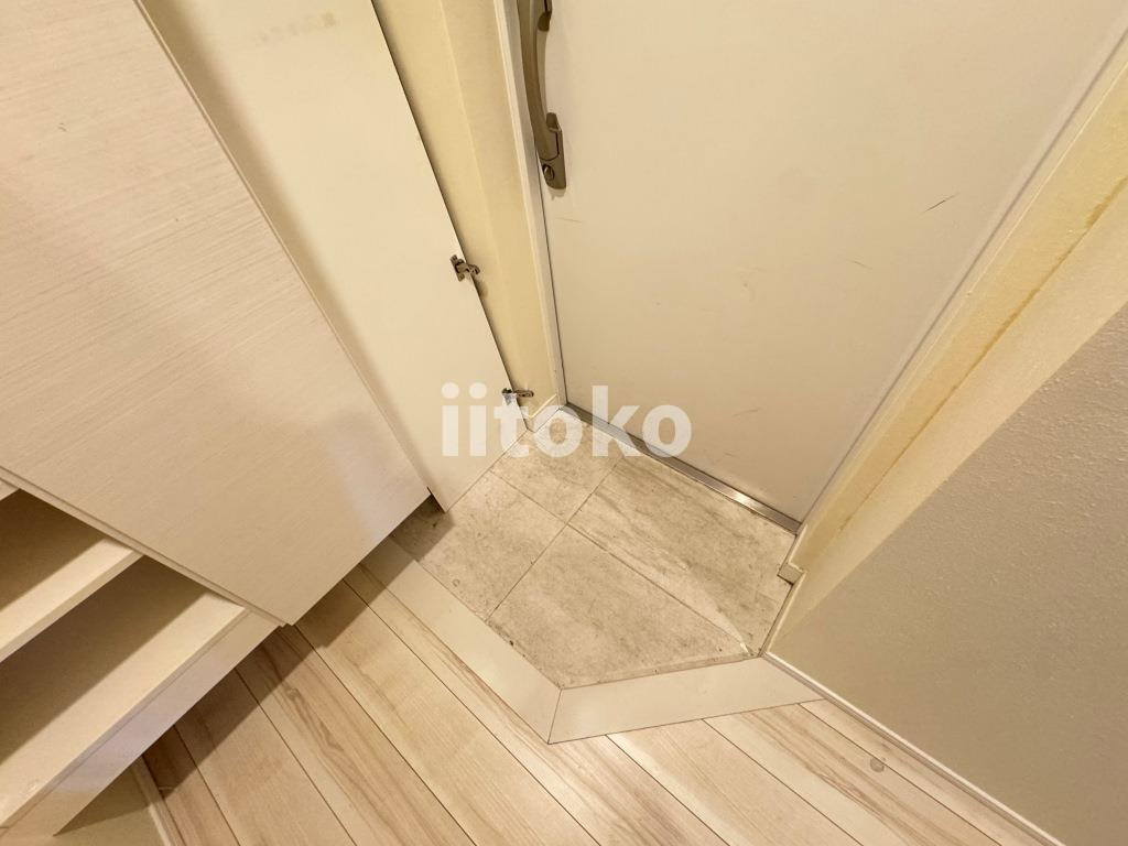 S-RESIDENCE蔵前 の玄関