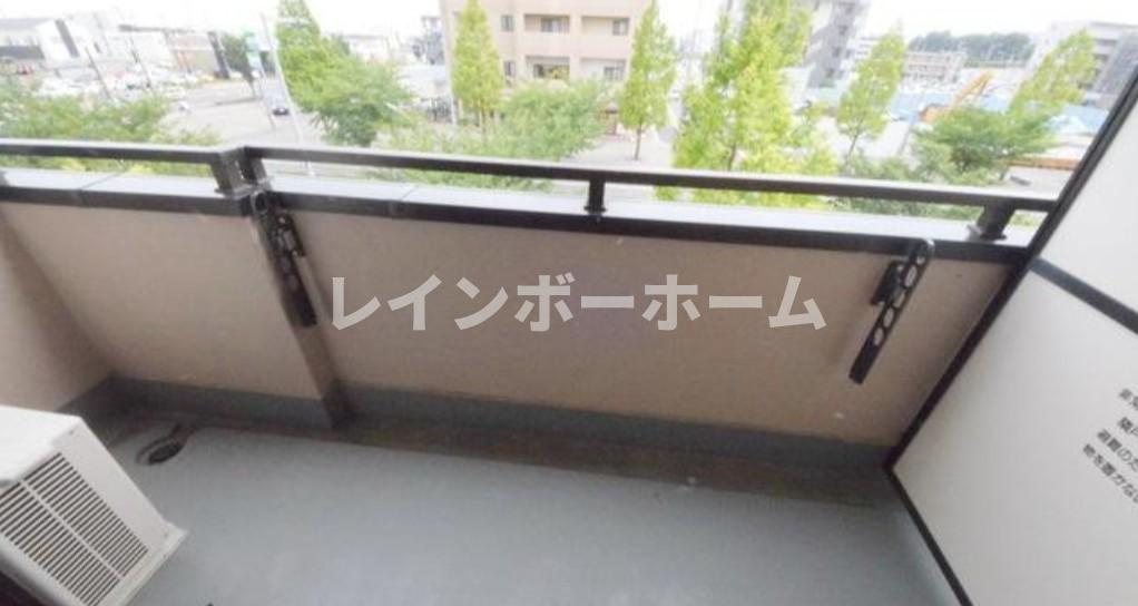 ダイヤモンド　サルーンのバルコニー