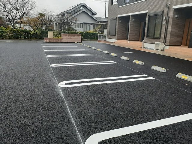 レジェンドパークⅢの駐車場