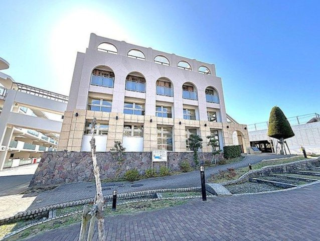 ライオンズヒルズ本郷台伍番館【仲介手数料無料】