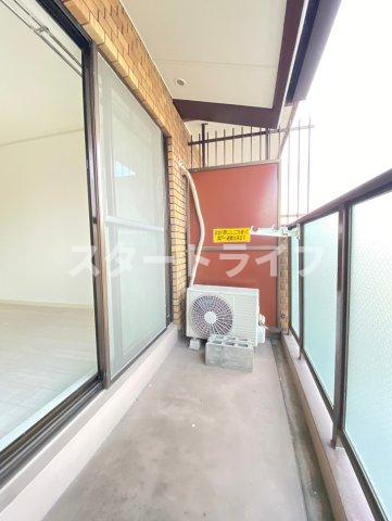 大阪市東淀川区菅原７丁目の賃貸マンションのバルコニー