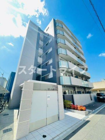 大阪市淀川区東三国６丁目の賃貸マンションの外観