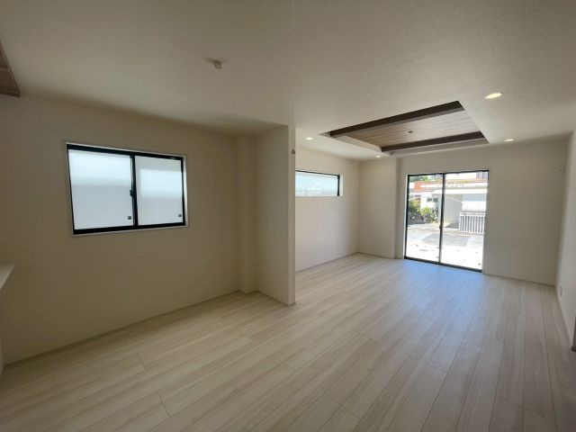 うるま市勝連内間の洋室|※建築中の為参考写真を使用しています。