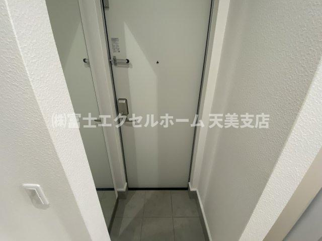 あんしん+日置荘西町08-1065の玄関