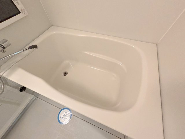 アーバンフラッツ西中島の浴室