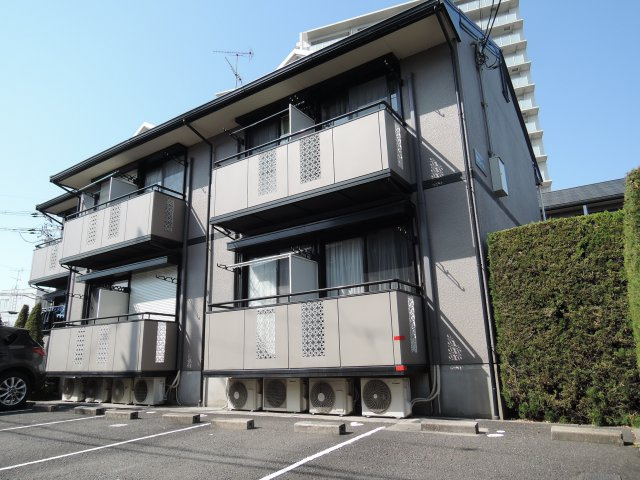 タウンコート城西の外観