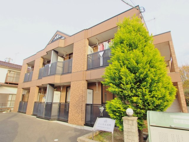 シェルル大町の外観