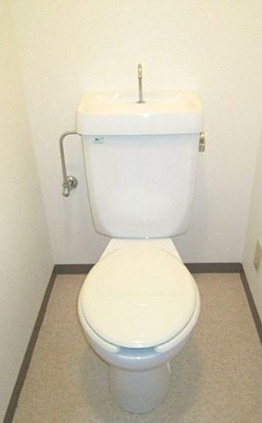 コーポリヴァーストンのトイレ|トイレもきれいです
