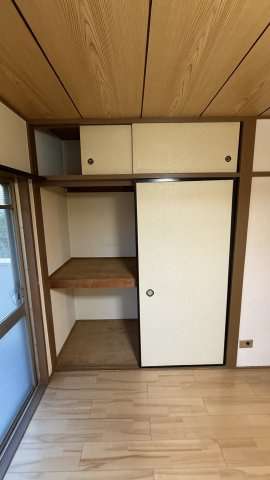 蒔田マンションの収納