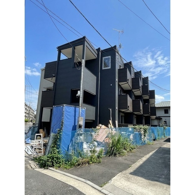 ＥＶＥＲＡ大倉山の外観