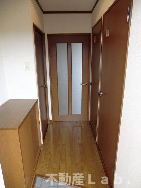 ユーミーフルールの玄関