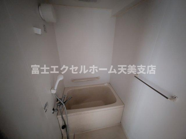 ウエストインヒルズの浴室