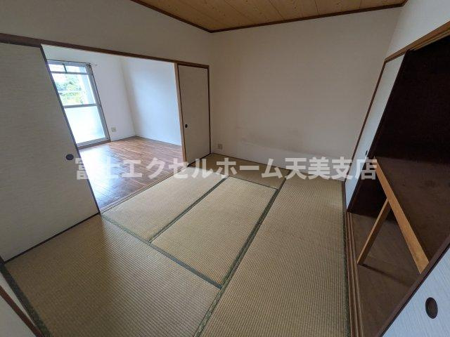 ウエストインヒルズの和室