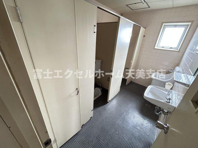 堺市北区百舌鳥本町　貸店舗　物件番号：215770のトイレ